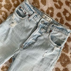 Light wash Abercrombie & Fitch High Rise